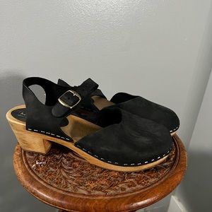 Moheda Swedish Wood & Suede Clog Sandals, EU 40